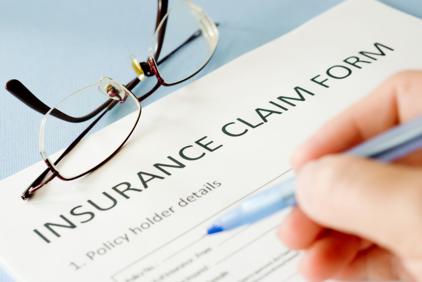 Navigating Insurance Claims for Damage Restoration